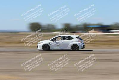 media/Oct-04-2025-OnGrid (Sat) [[44bd565ffa]]/Green Group/Grapevine/